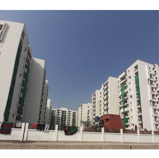 LDA Aishbagh Hights Apartment 