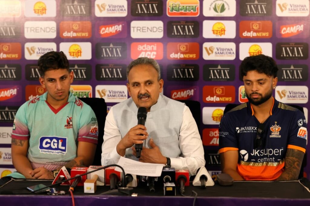 Shri D.S Chauhan with Captains of MM & KR