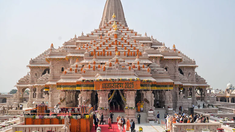 राम मंदिर की दानराशि को लेकर एक नए फर्जीवाड़ा का मामला सामने आया है.